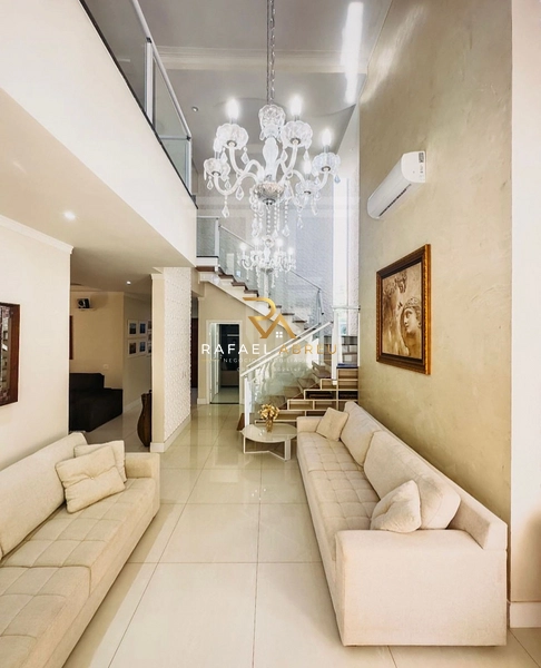 Sobrado de Alto Padrão à Venda no Parque Residencial Damha | 5 Suítes e Piscina: 3ª foto da galeria de imagens do imóvel