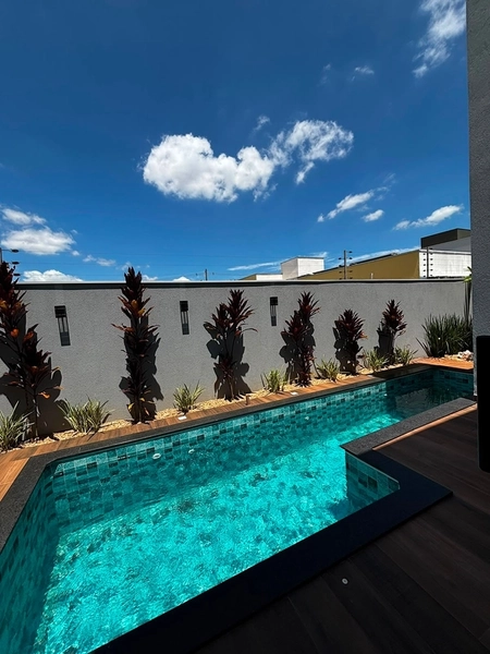 Casa com Piscina à Venda no Village Damha IV | 3 Quartos: 7ª foto da galeria de imagens do imóvel