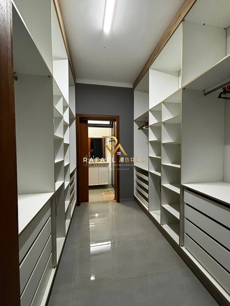 Casa para Locação no Village Damha I | 3 Quartos, Suíte e Ofurô: 2ª foto da galeria de imagens do imóvel