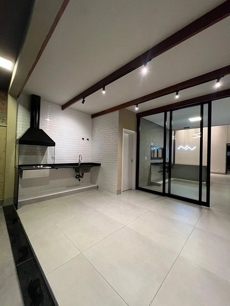 Casa à Venda no Condomínio Tivoli | 3 Quartos, Suíte com Closet e Área Gourmet: 42ª foto da galeria de imagens do imóvel