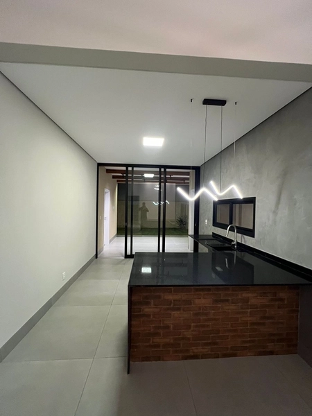 Casa à Venda no Condomínio Tivoli | 3 Quartos, Suíte com Closet e Área Gourmet: 6ª foto da galeria de imagens do imóvel