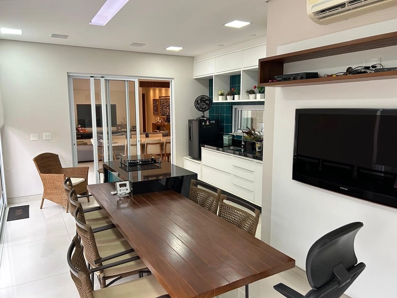 Casa para Locação no Portal das Tipuanas | 3 Suítes, Mezanino e Área Gourmet: 6ª foto da galeria de imagens do imóvel