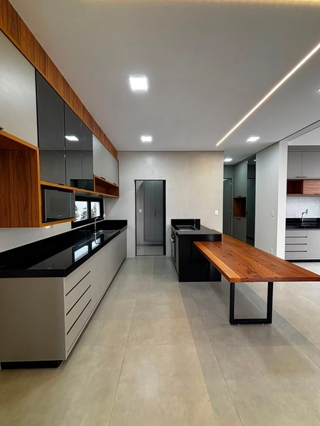 Casa Nova à Venda no Village Damha III | 3 Suítes e Área Gourmet: 3ª foto da galeria de imagens do imóvel