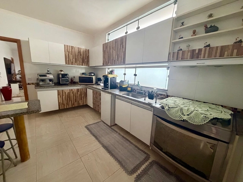 Casa para Locação no Village Damha I | 3 Suítes, Área Gourmet e Energia Solar: 12ª foto da galeria de imagens do imóvel