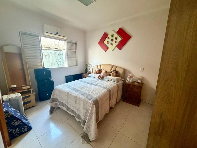 Casa para Locação no Village Damha I | 3 Suítes, Área Gourmet e Energia Solar: 11ª foto da galeria de imagens do imóvel
