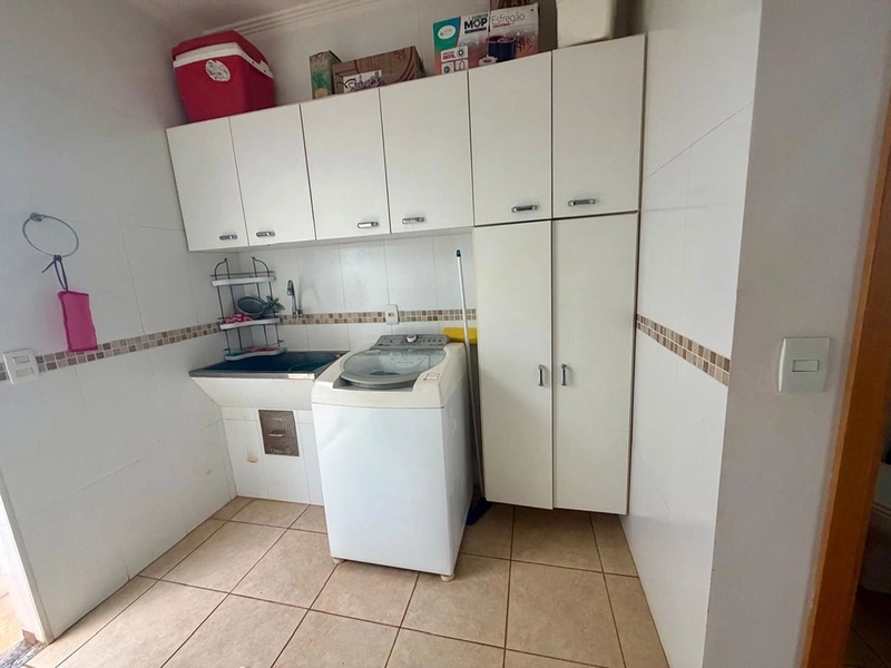 Casa para Locação no Village Damha I | 3 Suítes, Área Gourmet e Energia Solar: 13ª foto da galeria de imagens do imóvel