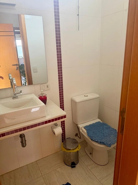 Casa para Locação no Village Damha I | 3 Suítes, Área Gourmet e Energia Solar: 2ª foto da galeria de imagens do imóvel