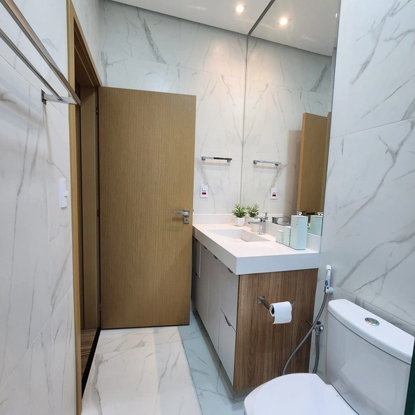 Casa à Venda em Condomínio Fechado | 3 Dormitórios | Piscina Aquecida: 2ª foto da galeria de imagens do imóvel