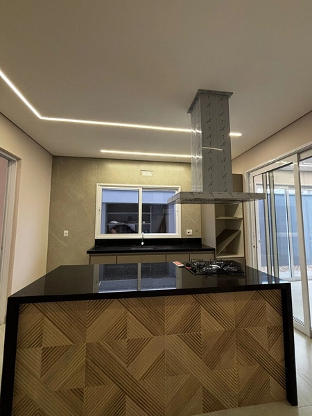 Casa Térrea à Venda no Village Damha I | 3 Suítes e Área Gourmet: 6ª foto da galeria de imagens do imóvel
