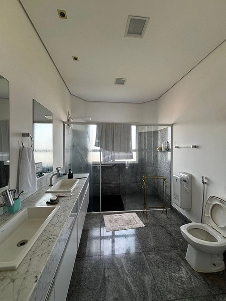 obertura de Alto Padrão à Venda no Centro | 3 Suítes e Piscina Privativa: 18ª foto da galeria de imagens do imóvel