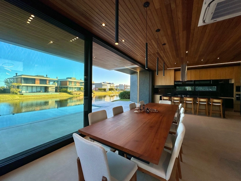 CASA EM CONDOMÍNIO 5 SUITES: 6ª foto da galeria de imagens do imóvel
