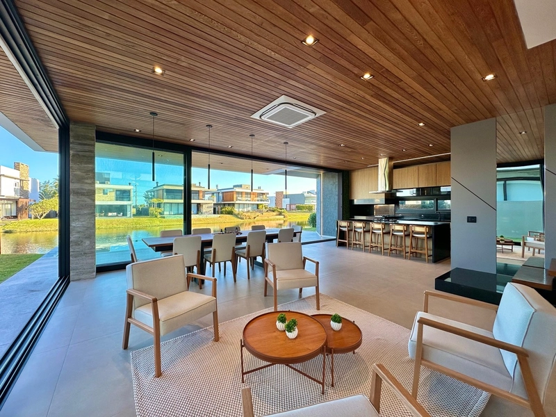 CASA EM CONDOMÍNIO 5 SUITES: 11ª foto da galeria de imagens do imóvel