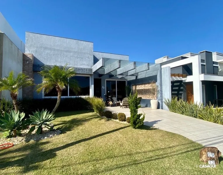 Casa Térrea com 4 Suítes em Frente ao Clube – Las Palmas: 10ª foto da galeria de imagens do imóvel