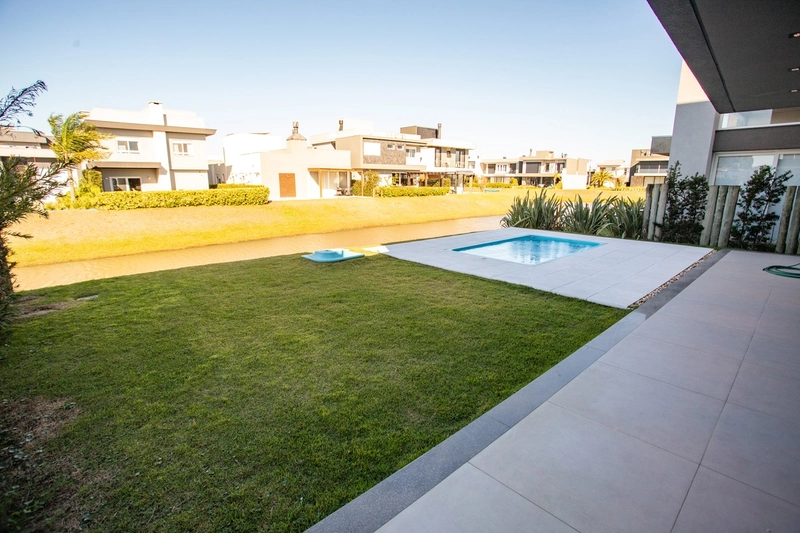 SOBRADO BEIRA LAGO - CAPÃO ILHAS RESORT: 53ª foto da galeria de imagens do imóvel