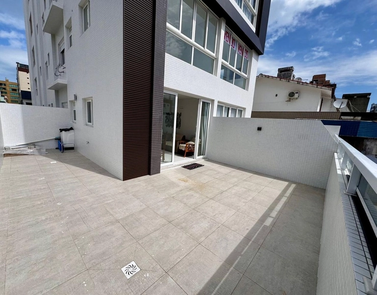 TERRAÇO EM L E. PISCINA NO ROOFTOP: 1ª foto da galeria de imagens do imóvel