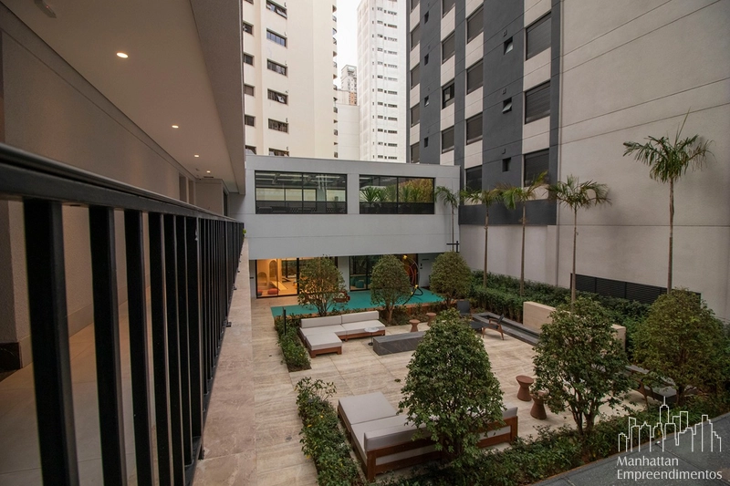 Apartamento 4 dormitórios em Moema: 3ª foto da galeria de imagens do imóvel