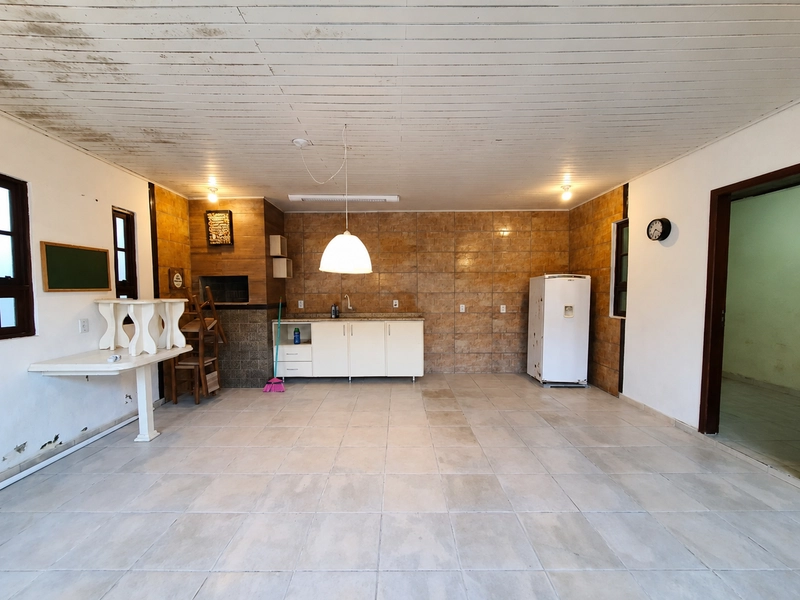 CASA DE 03 DORMITÓRIOS COM ÁREA GOUURMET EM XANGRI-LÁ | CENTRO: 11ª foto da galeria de imagens do imóvel