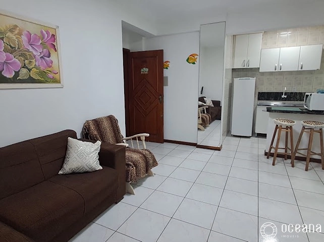 APARTAMENTO MOBILIADO DE 01 DORMITÓRIO COM SACADA LATERAL COM CHURRASQUEIRA: 3ª foto da galeria de imagens do imóvel
