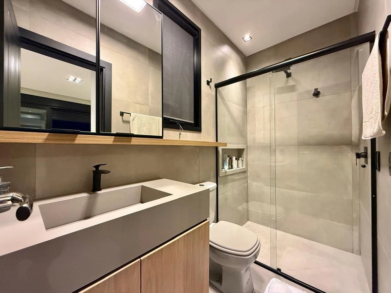 EXCELENTE CASA EM CONDOMÍNIO FECHADO - MOB E DEC: 9ª foto da galeria de imagens do imóvel