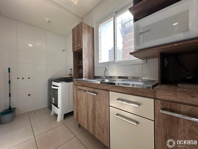 APARTAMENTO MOBILIADO COM SACADA DE FRENTE DE 02 DORMITÓRIOS!: 6ª foto da galeria de imagens do imóvel