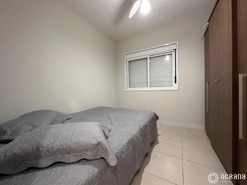 APARTAMENTO MOBILIADO COM SACADA DE FRENTE DE 02 DORMITÓRIOS!: 2ª foto da galeria de imagens do imóvel