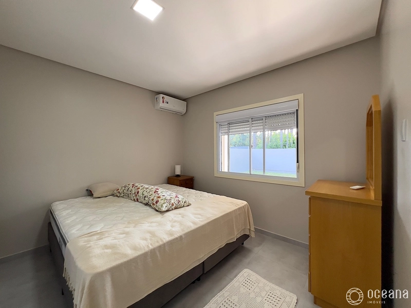 CASA COM TERRENO 12x25m² EM CAPÃO NOVO VILLAGE: 5ª foto da galeria de imagens do imóvel