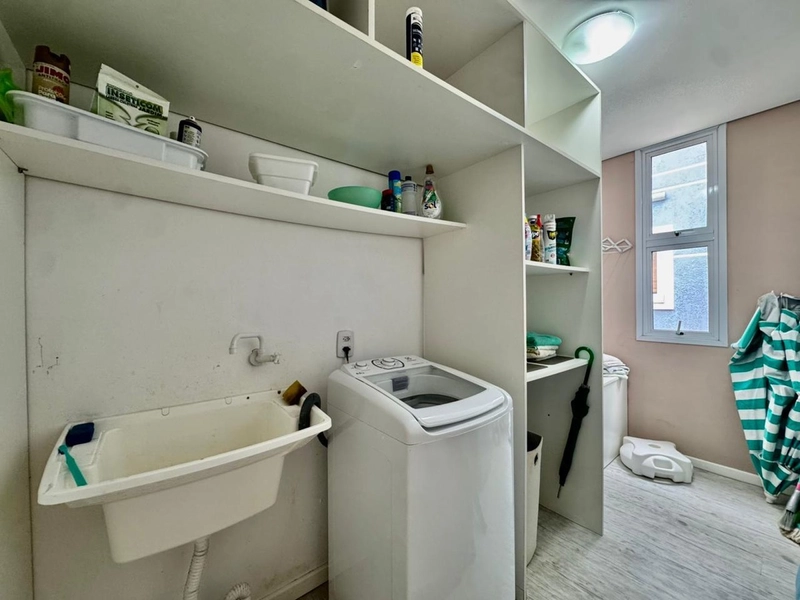 EXCELENTE CASA EM CONDOMÍNIO FECCHADO!: 3ª foto da galeria de imagens do imóvel