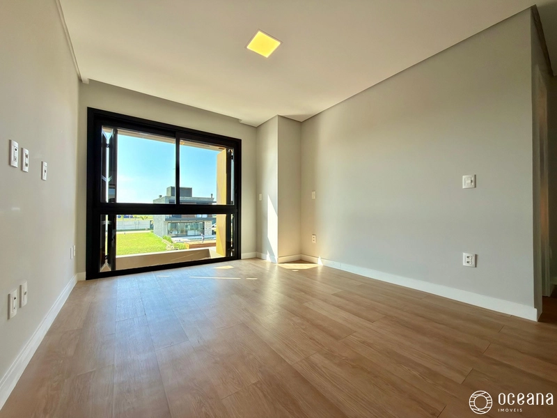 EXCELENTE CASA EM COND. FECHADO COM 04 SUÍTES, BEIRA LAGO E PÉ DIREITO DUPLO!: 29ª foto da galeria de imagens do imóvel