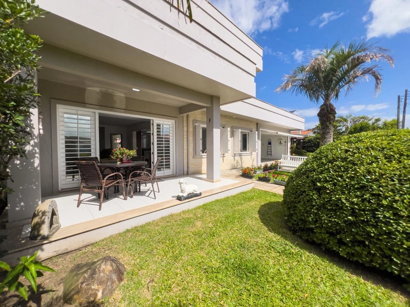 EXCELENTE CASA DE BAIRRO EM XANGRI-LÁ: 3ª foto da galeria de imagens do imóvel