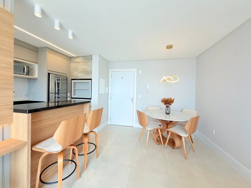 APARTAMENTO NO CENTRO VISTA PARA MAR E PRAÇA - MOBILIADO E DECORADO: 15ª foto da galeria de imagens do imóvel
