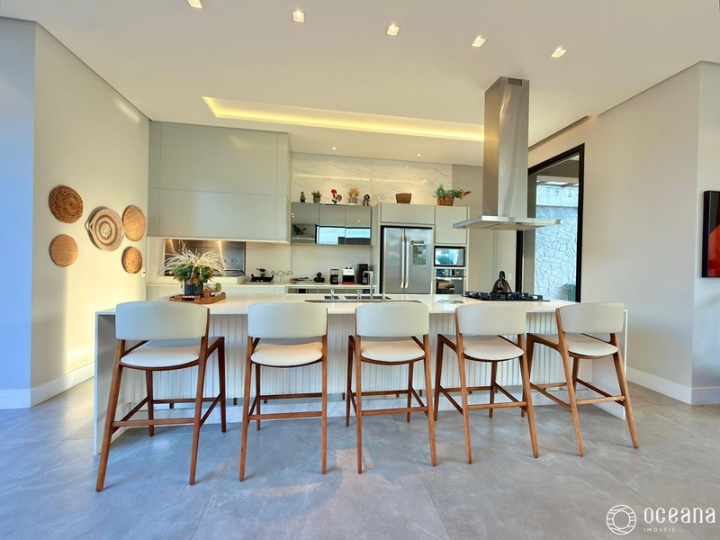 CASA MOB. & DECORADA COM 04 SUÍTES INDIVIDUAIS EM COND. FECHADO!: 13ª foto da galeria de imagens do imóvel