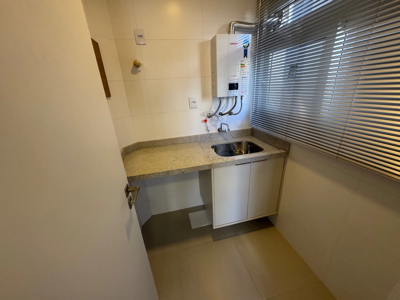 APARTAMENTO MOBILIADO E DEVORADO NO BAIRRO ZONA NOVA!: 5ª foto da galeria de imagens do imóvel