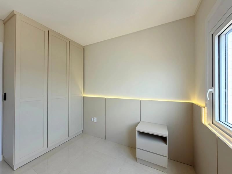APARTAMENTO PRÓXIMO DO MAR E DO CENTRO COMPOSTO POR 02 DORMITÓRIOS: 3ª foto da galeria de imagens do imóvel