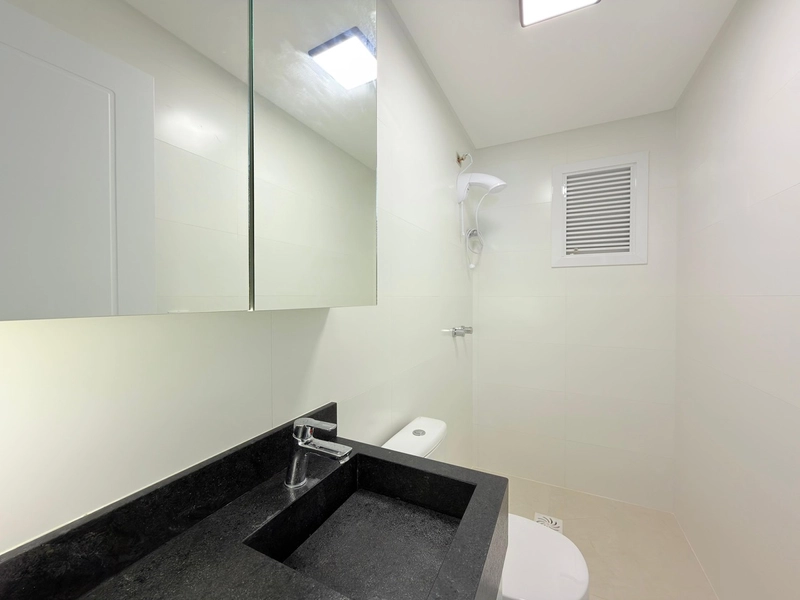APARTAMENTO PRÓXIMO DO MAR E DO CENTRO COMPOSTO POR 02 DORMITÓRIOS: 12ª foto da galeria de imagens do imóvel