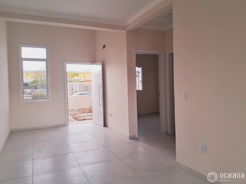 CASA DE 02 DORMITÓRIOS EM CAPÃO NOVO: 3ª foto da galeria de imagens do imóvel