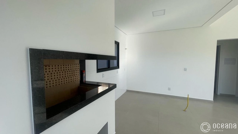 CASA GEMINADA NO BAIRRO JARDIM BEIRA MAR À 03 QUADRAS DA PRAIA!: 3ª foto da galeria de imagens do imóvel