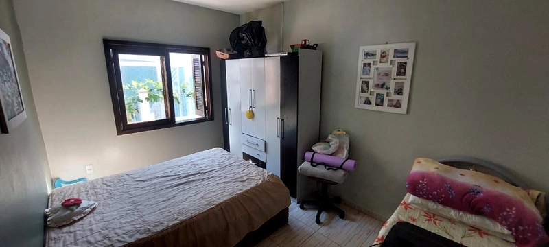 CASA COMPOSTA POR 03 DORMITÓRIOS EM CAPÃO NOVO VILLAGE!: 1ª foto da galeria de imagens do imóvel