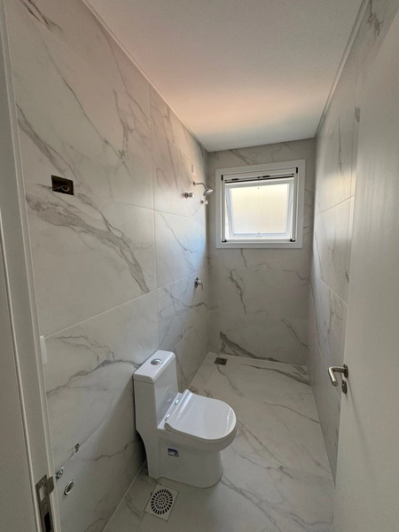 CASA COM 04 SUÍTES EM CONDOMÍNIO FECHADO!: 6ª foto da galeria de imagens do imóvel