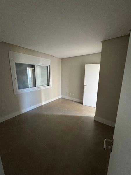 CASA COM 04 SUÍTES EM CONDOMÍNIO FECHADO!: 7ª foto da galeria de imagens do imóvel