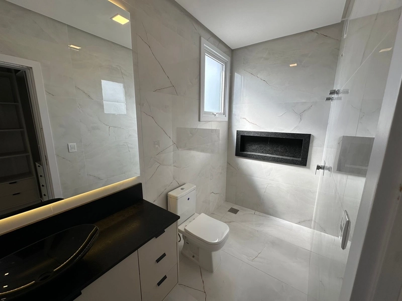 Casa 3 suítes em Condomínio fechado, Confira !: 3ª foto da galeria de imagens do imóvel
