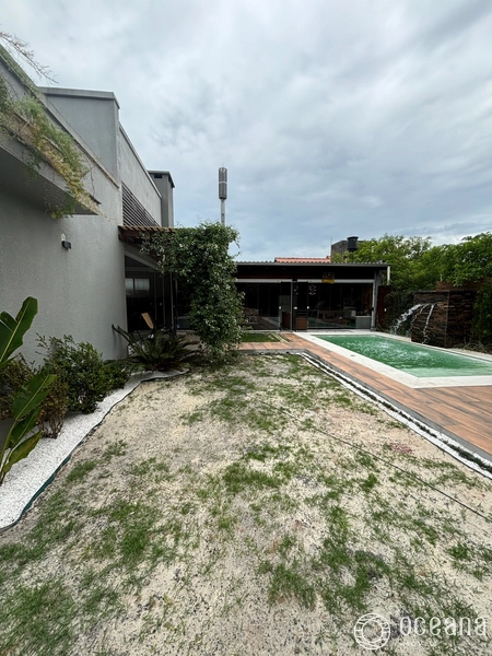 Casa 3 dormitórios com piscina, mobiliada e decorada em Atlântida.: 29ª foto da galeria de imagens do imóvel