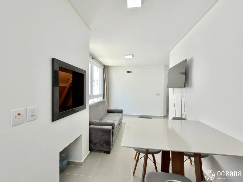 APARTAMENTO TODO MOBILIADO COM SACADA DE LATERAL!: 1ª foto da galeria de imagens do imóvel