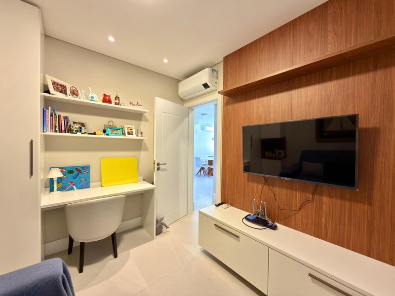 SOBRADO MOBILIADO E DECORADO COMPOSTO POR 04 SUÍTES!: 3ª foto da galeria de imagens do imóvel