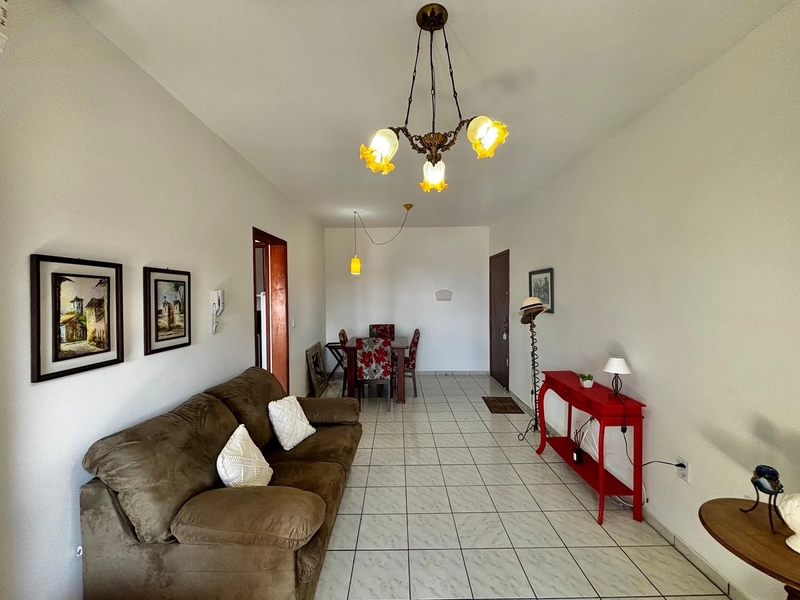 APARTAMENTO MOBILIADO DE 01 DORMITÓRIO - SACADA COM CHURRASQUEIRA!: 3ª foto da galeria de imagens do imóvel