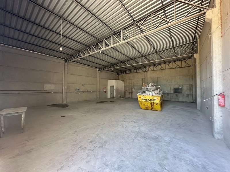 PAVILHAO INDUSTRIAL EM CAPAO DA CANOA A VENDA: 1ª foto da galeria de imagens do imóvel