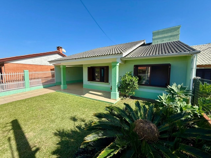 CASA MOBILIADA EM XANGRI-LÁ COM 03 DORMITÓRIOS: 15ª foto da galeria de imagens do imóvel