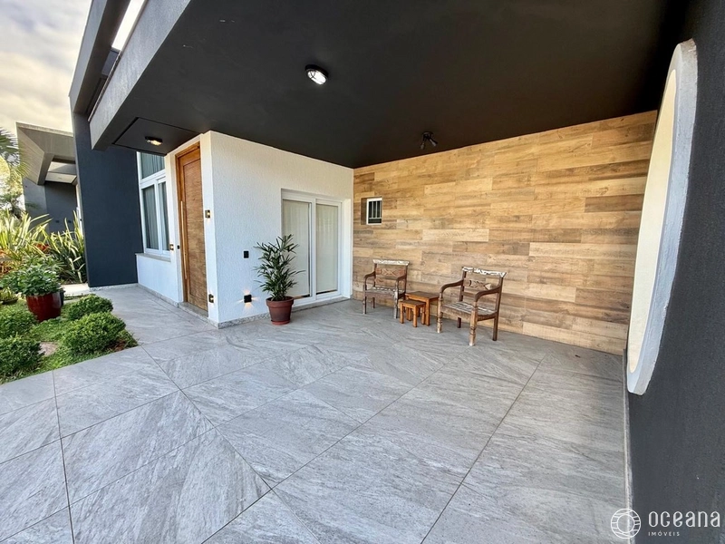 CASA COM 04 SUÍTES EM CONDOMÍNIO FECHADO: 3ª foto da galeria de imagens do imóvel