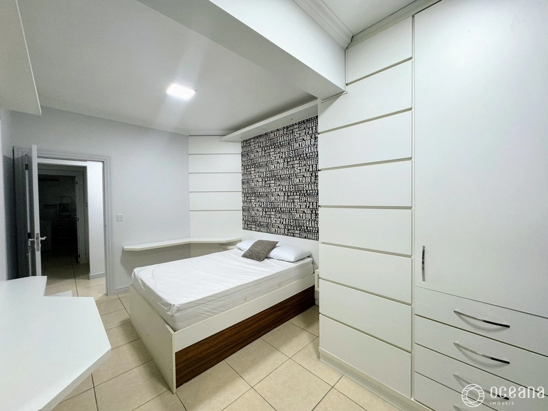AMPLO APARTAMENTO DE 03 DORMITÓRIOS COM SACADA DE FRENTE E VISTA MAR: 21ª foto da galeria de imagens do imóvel