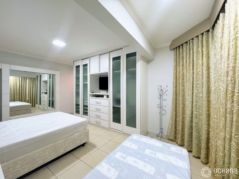 AMPLO APARTAMENTO DE 03 DORMITÓRIOS COM SACADA DE FRENTE E VISTA MAR: 28ª foto da galeria de imagens do imóvel