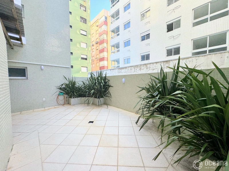 AMPLO APARTAMENTO DE 03 DORMITÓRIOS COM SACADA DE FRENTE E VISTA MAR: 18ª foto da galeria de imagens do imóvel